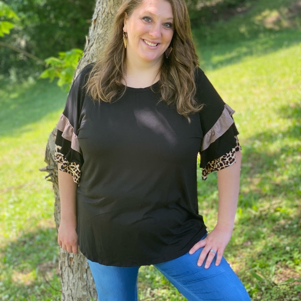 Leopard Print Ruffle Top - Picture 3 of 5